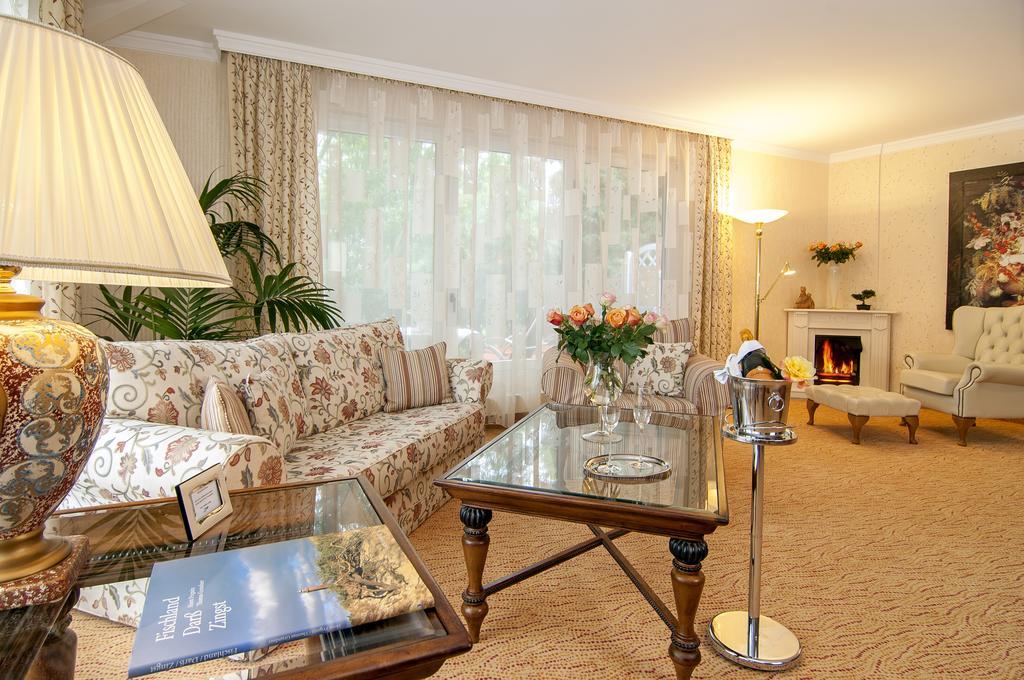 Hotel Blinkfüer Dierhagen Habitación foto